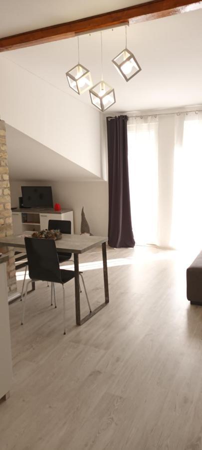 Flora Novi Sad Apartment Bagian luar foto